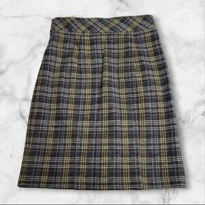 Nanette Lepore 100% Wool Midi Skirt Green Tartan Plaid Coquette Feminine Size 6